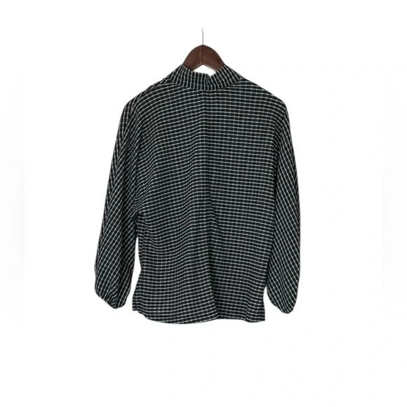 Max Studio Self Tie V neck Blouse, size Small - Picture 4 of 7